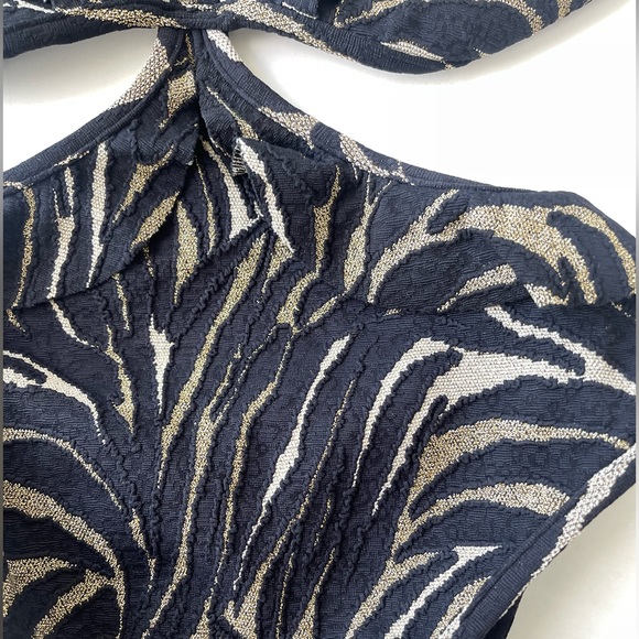 Devon Windsor Olivia One Piece Zebra - Picture 5 of 7